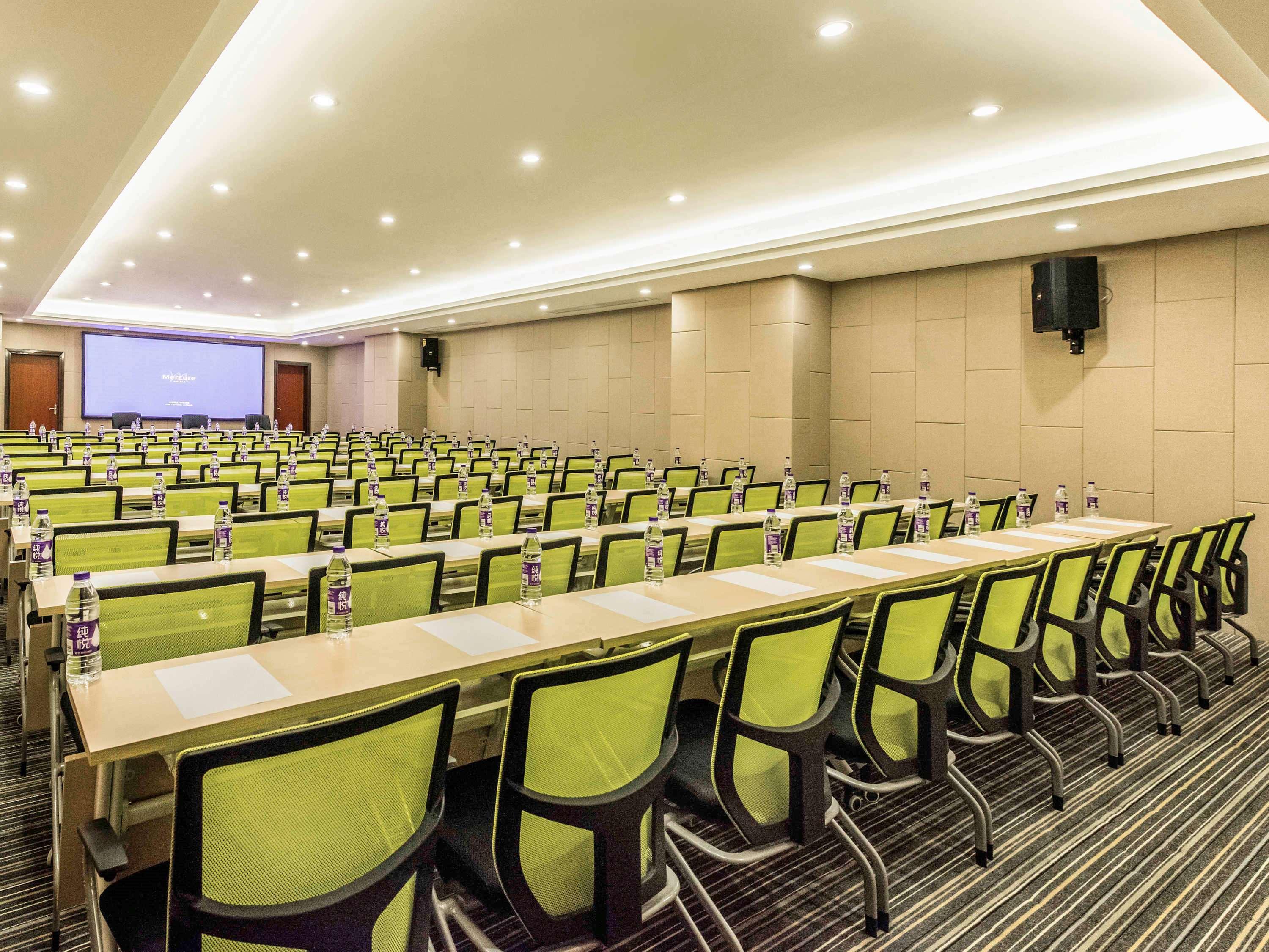 Mercure Chongqing Downtown Buitenkant foto