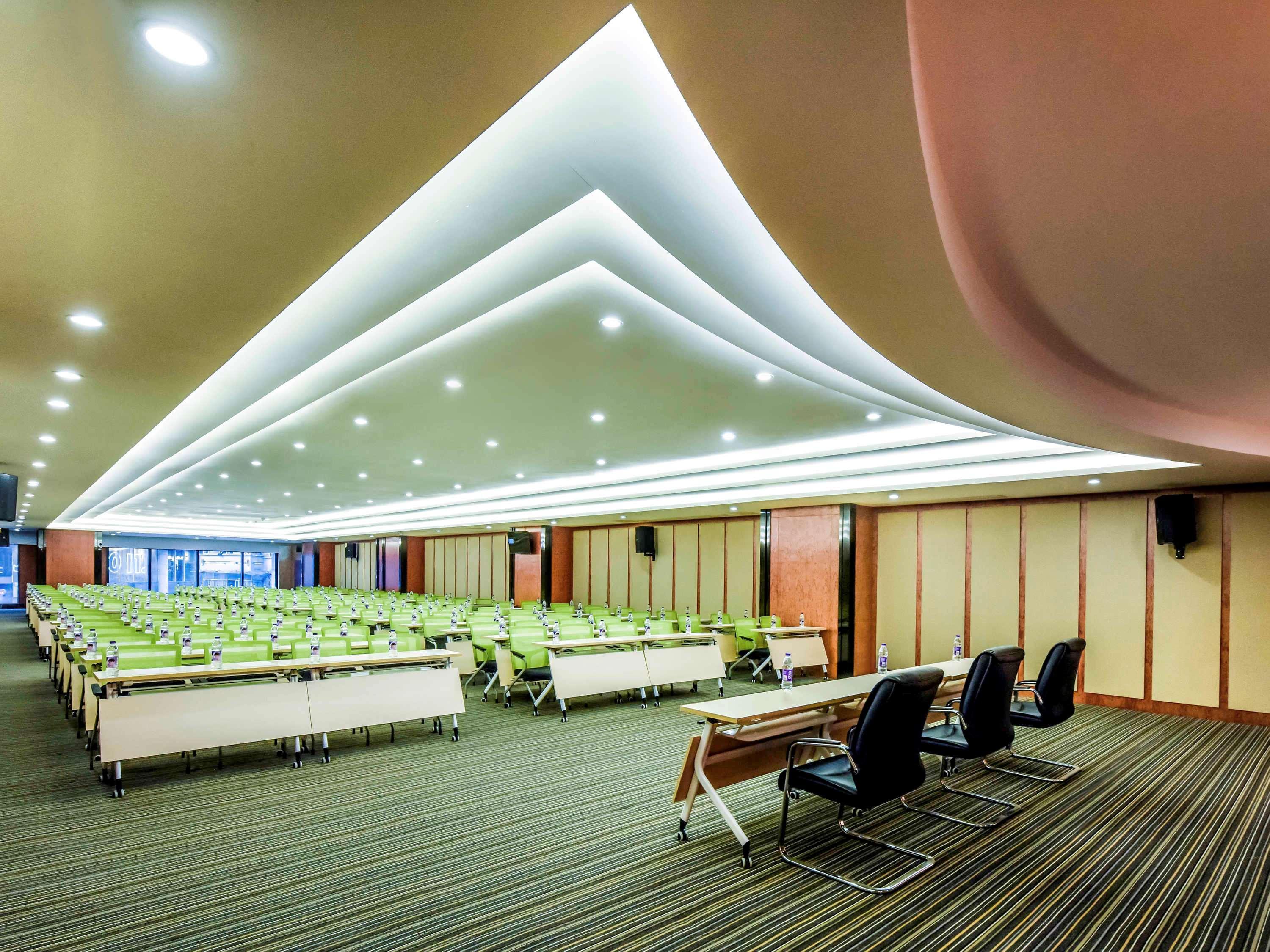 Mercure Chongqing Downtown Buitenkant foto