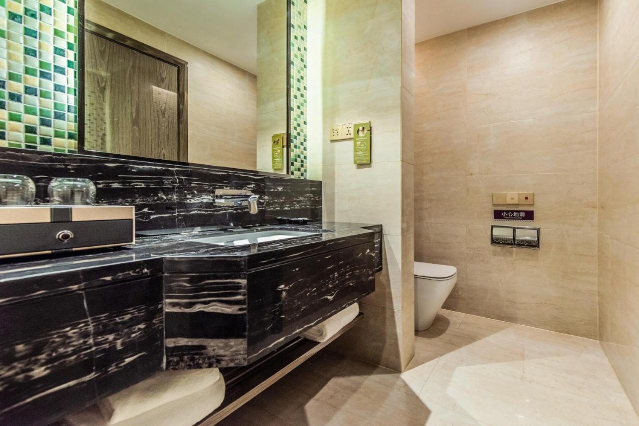 Mercure Chongqing Downtown Buitenkant foto