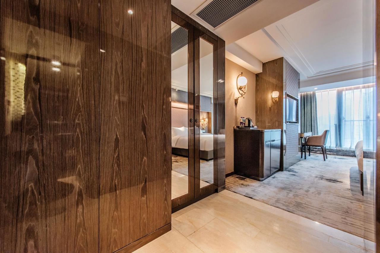 Mercure Chongqing Downtown Buitenkant foto